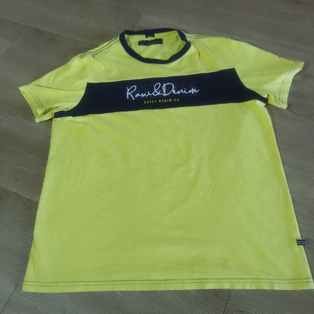 Quest Denim Yellow and Black  Sleeve Tee